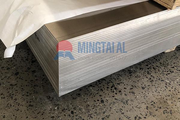 Алюминиевые листы 3003: стоимость за метр квадратный