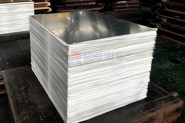 Алюминиевый лист 5052 h32 для обшивки внутренних помещений вагонов